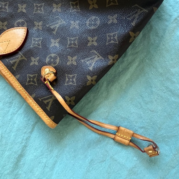 Neverfull MM monogram Louis Vuitton Bag - Picture 3 of 16